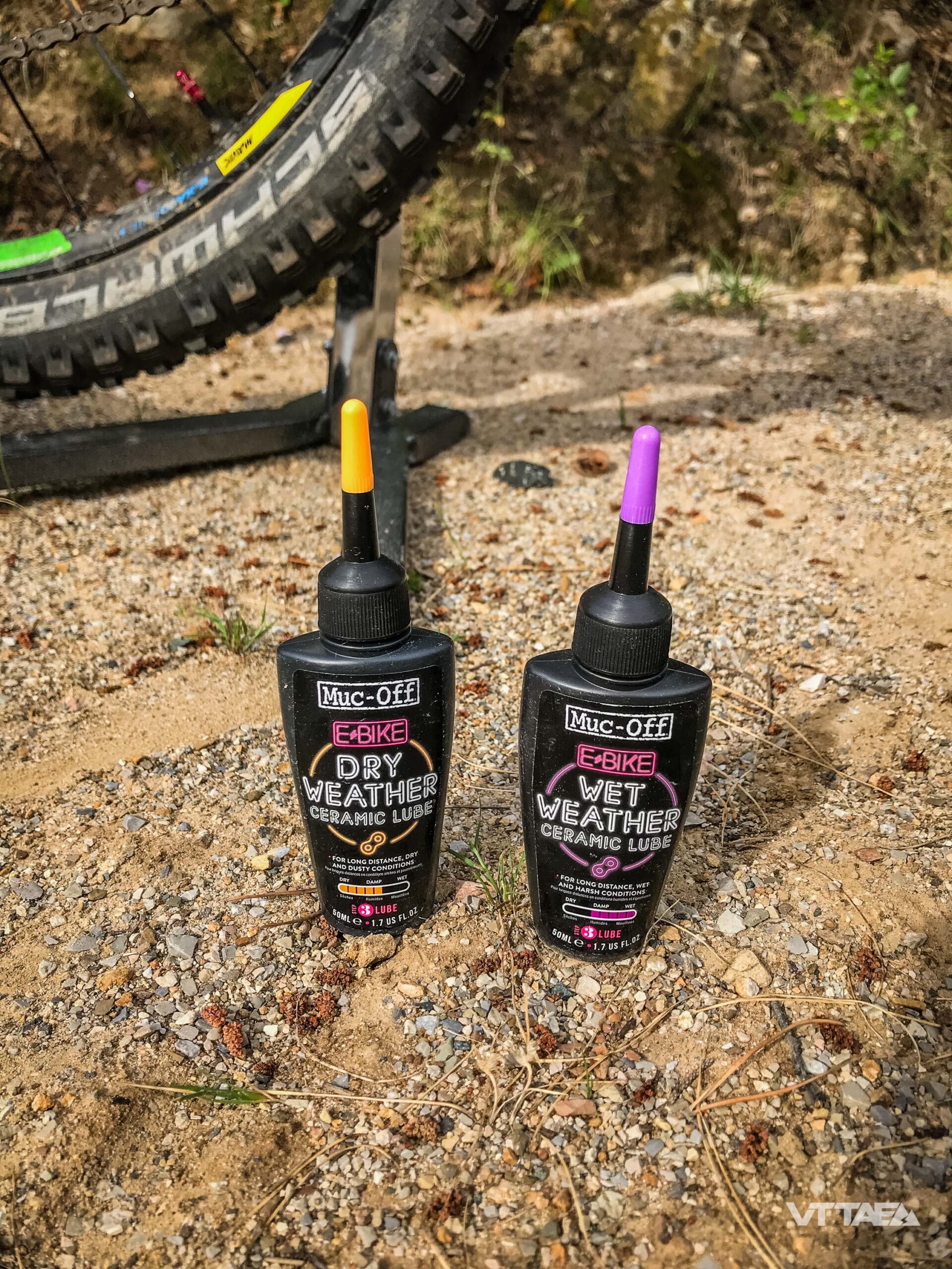 Le lubrifiant pour chaîne WD-40 BIKE est conçu pour le cyclisme dans des  conditions poussiéreuses et sèches